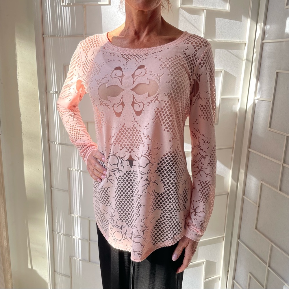 Cute Pattern Illusion Top
